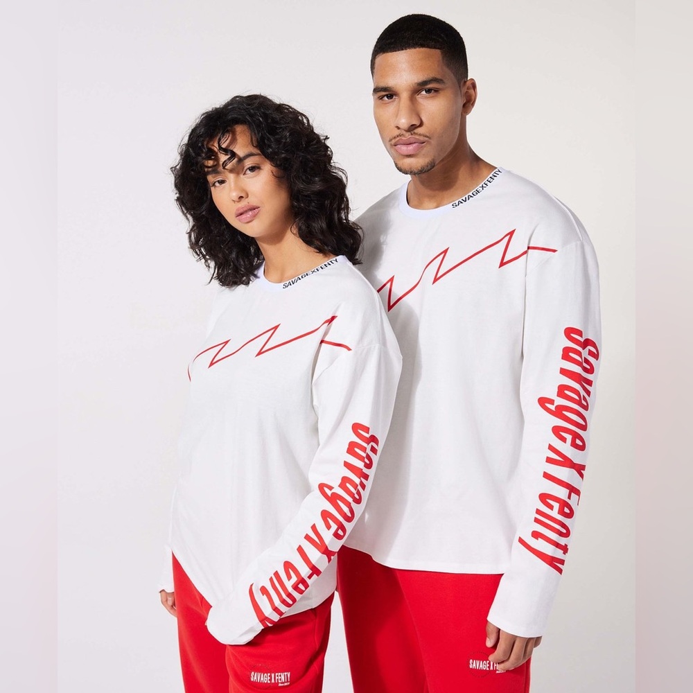 Savage Fenty SEXTIES GRAPHIC LONG-SLEEVE TEE